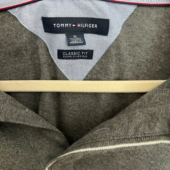 NWOT Tommy Hilfiger men’s polo - Picture 3 of 3